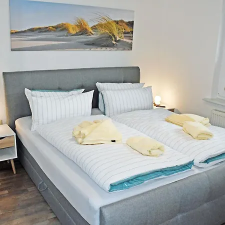 3 Sandstrand * Seedorf (Rugen)